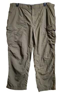 REI Mens XL 30L Long Army Green Cargo Pants Nylon Hiking Outdoors Fishing Pocket